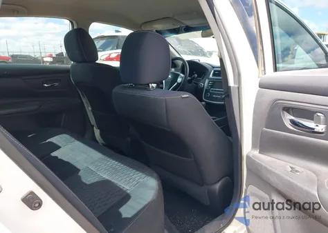 2016 Nissan Altima 2.5/2.5 S/2.5 Sl/2.5 Sr/2.5 Sv z USA, uszkodzony, nr VIN 1N4AL3AP3GC191002